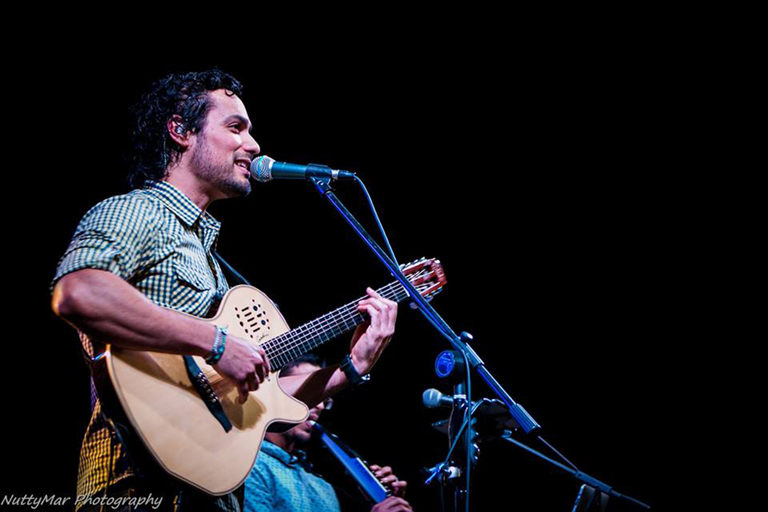 ISMAR - Voz, Guitarra