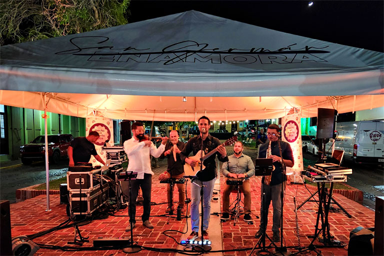 23-AS5-S_German-HePR-215017-768w-512h-q60